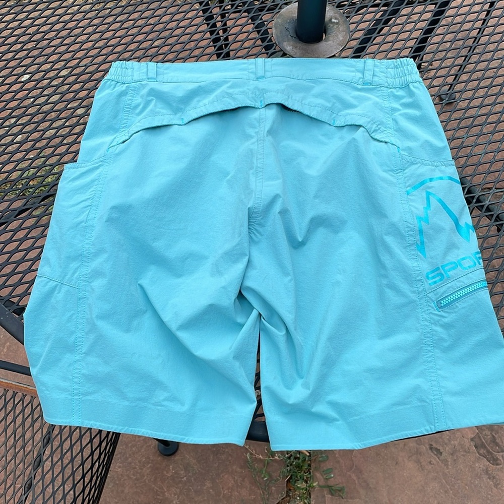 La Sportiva Women's Zen Bermuda light Blue Shorts - Picture 6 of 11